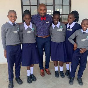 Meet your Posher, Motivated